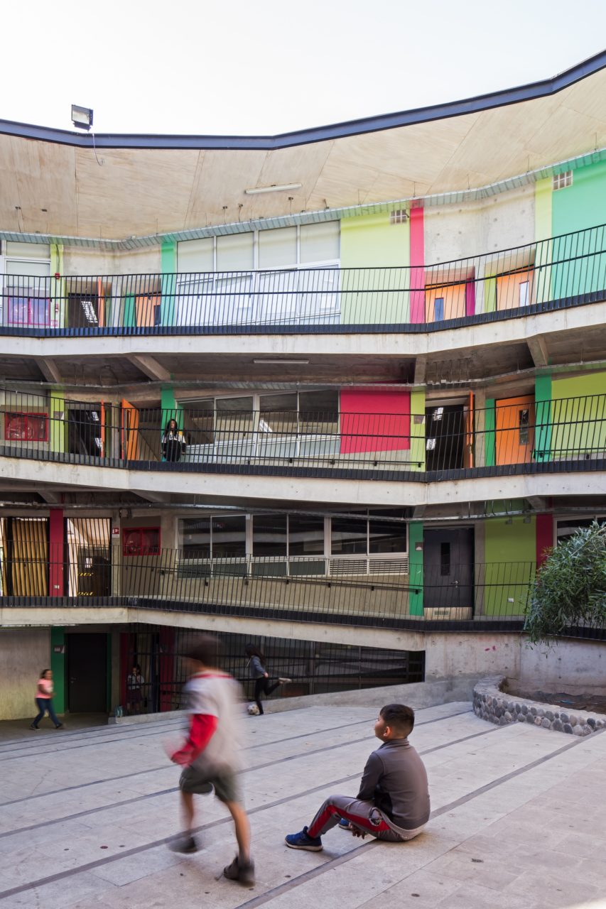 CEEB School by Marsino Arquitectura